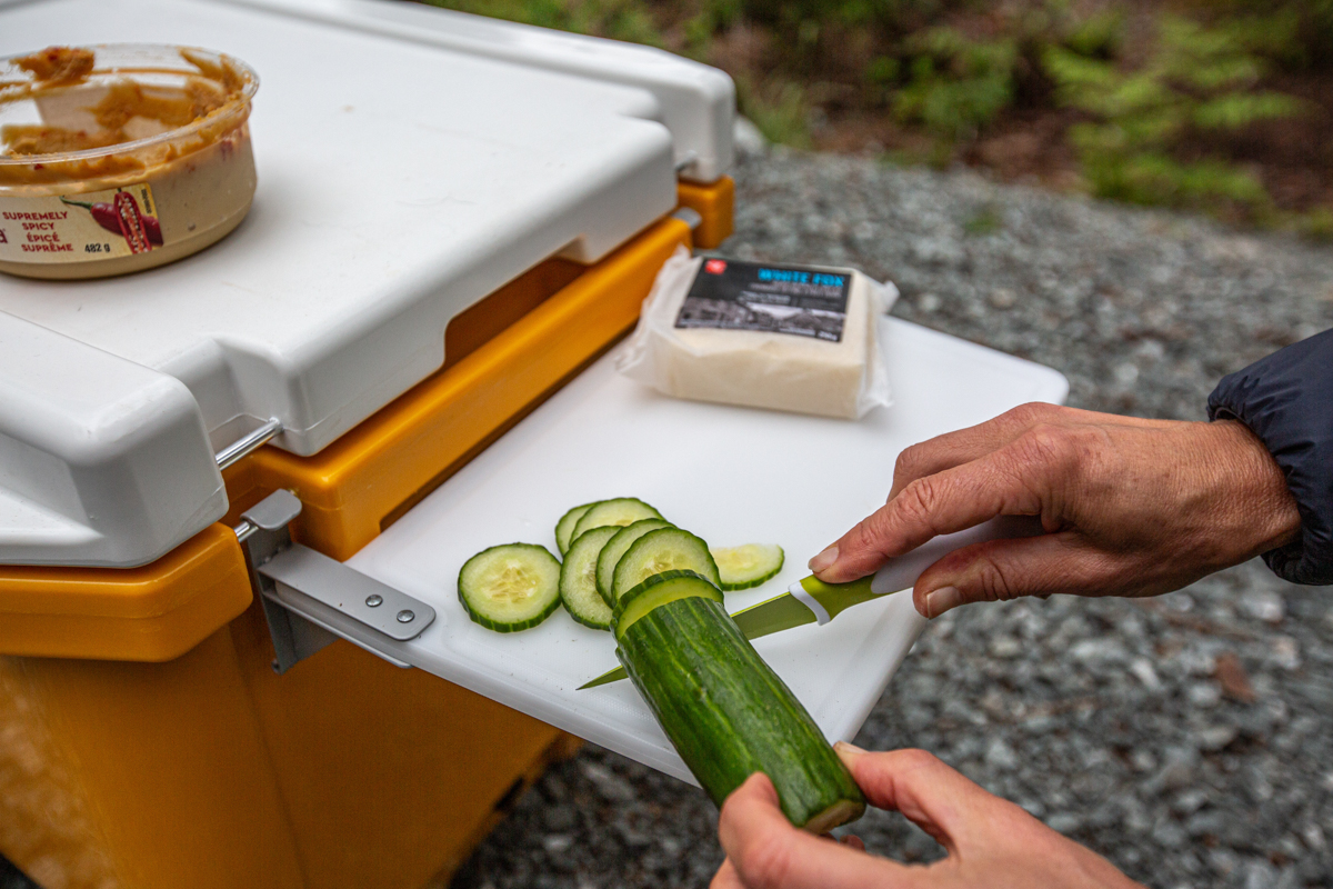 RovR RollR 45 (cutting cucumber on prep board)